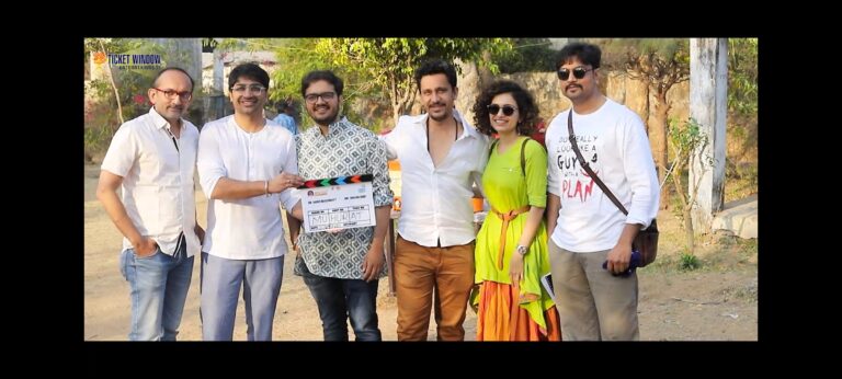 Producer Jeegar Chauhan and Malhar Thakar’s humor-filled suspense thriller film “Locha Laapsi – On the Way” is creating buzz in Gujarat