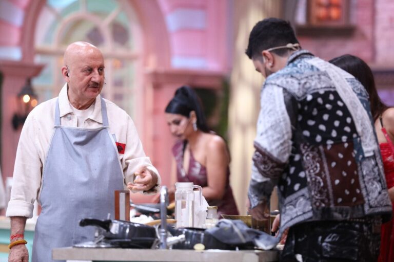 ‘Metro…In Dino’ stars make a stop at COLORS’ ‘Laughter Chefs Unlimited Entertainment’ station